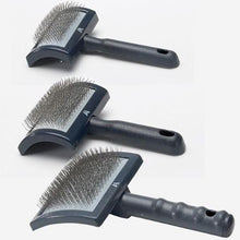 MILLERS FORGE - Curved Slicker Brush in , durable Pet Combs & Brushes for dogs