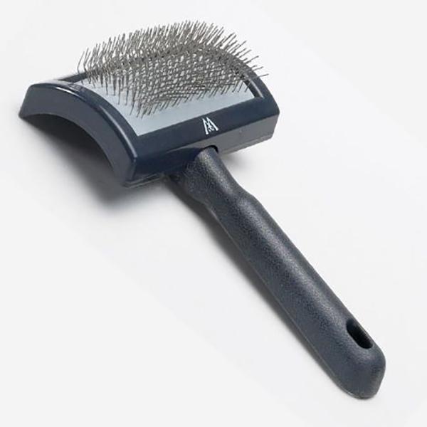 MILLERS FORGE - Curved Slicker Brush in Mini, durable Pet Combs & Brushes for dogs